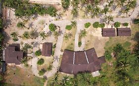 Dewa Daru Resort